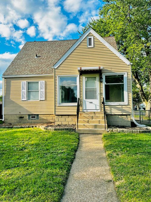 939 175th Pl, Hammond, IN, 46324-3001 | Card Image