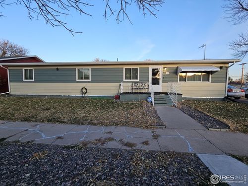642 Ash Ave, Akron, CO, 80720-1220 | Card Image