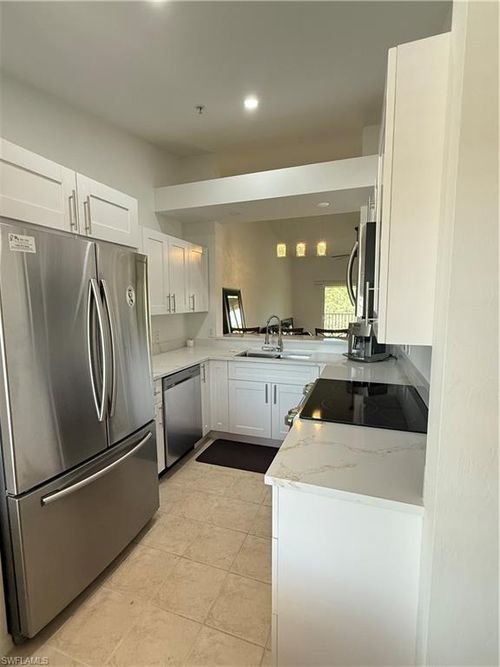 2-2815 Cypress Trace Cir, NAPLES, FL, 34119-8434 | Card Image