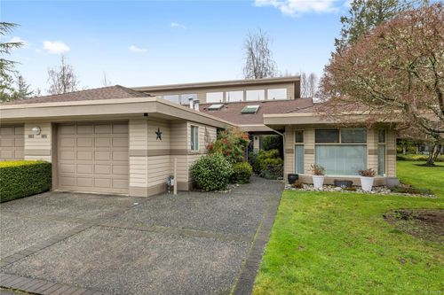 805 Lakes Blvd, French Creek, BC, V9P2B8 | Card Image