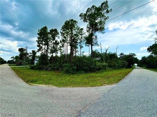 4106 E 21st St, Alva, FL, 33920 | Card Image