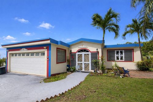 KM 2.4 Camino Algarrobo Buena Vista Ward, BAYAMON, PR, 00956 | Card Image