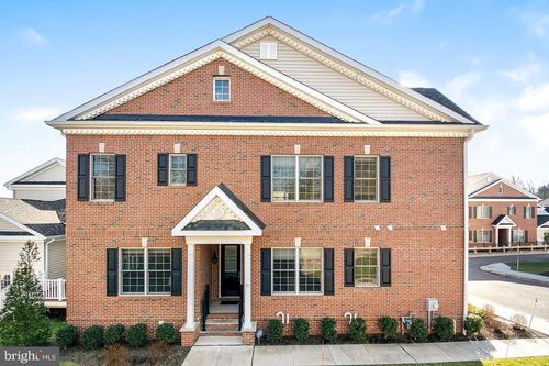 71 Creekview Ln, Yardley, PA, 19067-2768 | Card Image