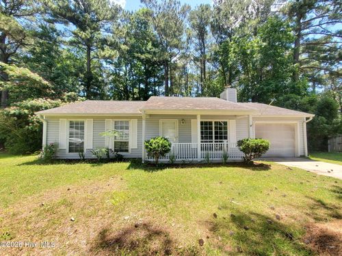 204 Rockledge Ct, Jacksonville, NC, 28546-7873 | Card Image