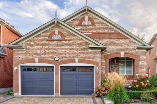 6862 Gooderham Estate Blvd, Mississauga, ON, L5W1B1 | Card Image