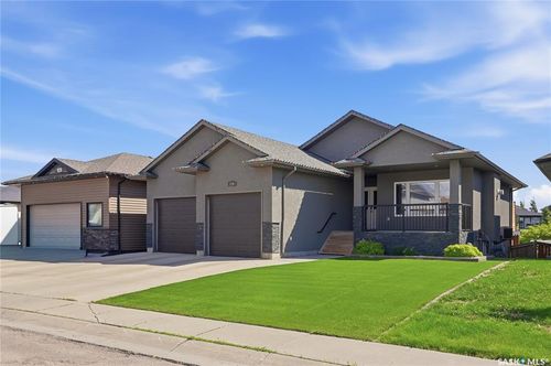 238 Greenfield Cres, Saskatoon, SK, S7R0B6 | Card Image