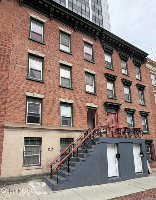 1-58 S Swan St, Albany, NY, 12210-2328 | Card Image