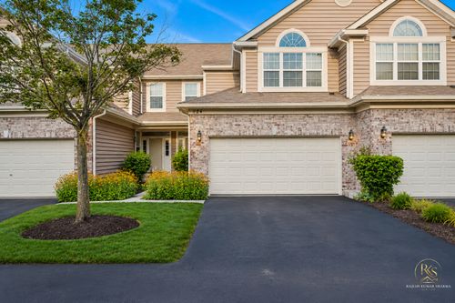 924 Havenshire Ct, Naperville, IL, 60565-3216 | Card Image