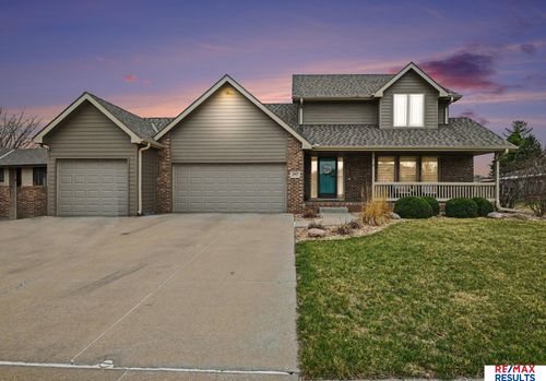 2415 Parkview Dr, Fremont, NE, 68025-4594 | Card Image