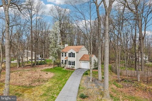 106 Debbie Dr, Coatesville, PA, 19320-1152 | Card Image