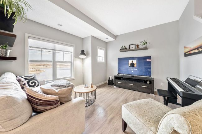511 - 250 Fireside View, Home with 2 bedrooms, 1 bathrooms and 1 parking in Cochrane AB | Image 2