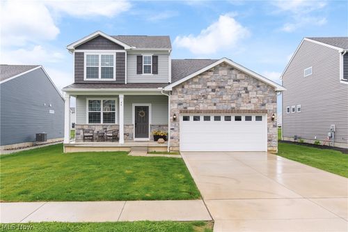 64 Brewster Dr, Tallmadge, OH, 44278-2698 | Card Image