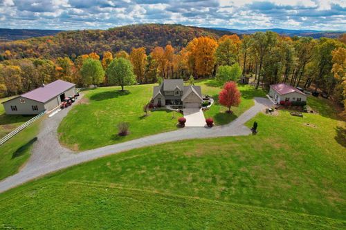 78 Moccasin Rocks Rd, Bruceton Mills, WV, 26525-7290 | Card Image