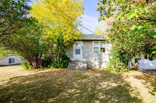 5626 42 St, Red Deer, AB, T4N1C1 | Card Image