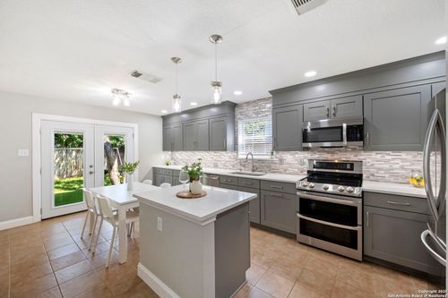 59 Viking Oak, San Antonio, TX, 78247-3306 | Card Image