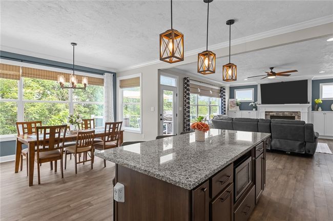 582 Forest Oaks Trl, House other with 4 bedrooms, 3 bathrooms and 2 parking in North Huntingdon PA | Image 11
