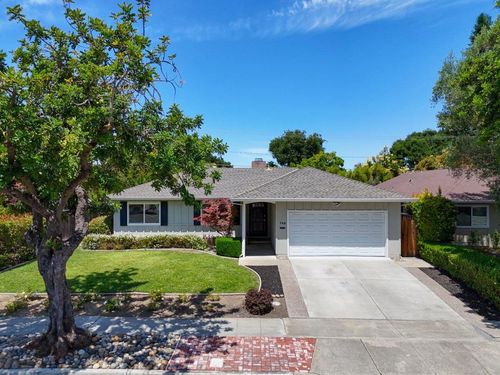 749 W Remington Dr, Sunnyvale, CA, 94087-2242 | Card Image