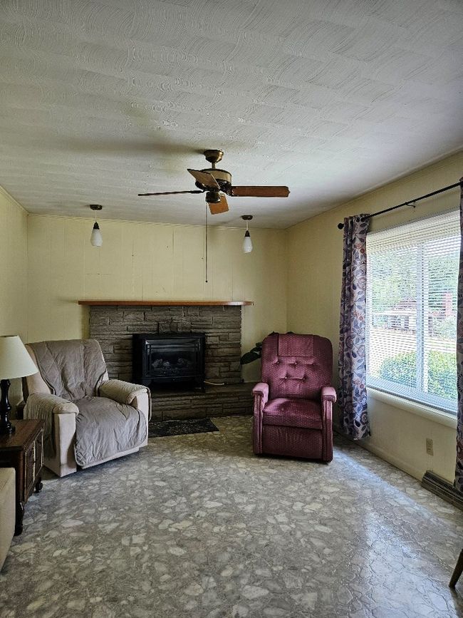 663 Cleghorn Valley Rd, House other with 4 bedrooms, 2 bathrooms and 1 parking in Marion VA | Image 5