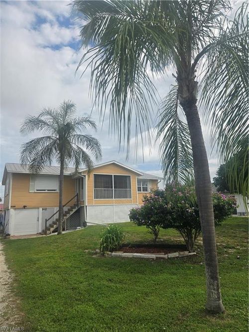8093 Anhinga Rd, FORT MYERS, FL, 33967 | Card Image