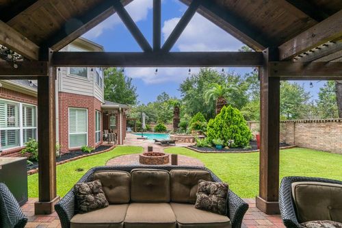 8402 Westerbrook Ln, Humble, TX, 77396-4124 | Card Image