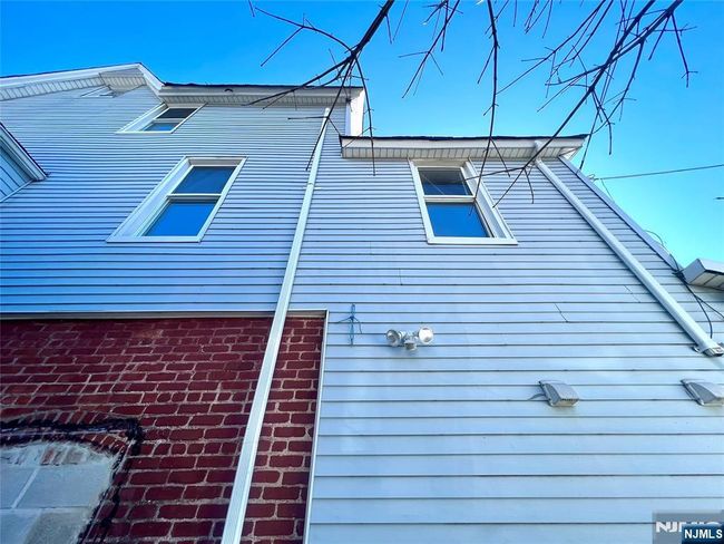 238 Main St, Home with 2 bedrooms, 1 bathrooms and null parking in Ridgefield Park NJ | Image 14