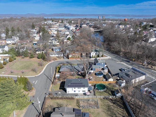 Bird's eye view featuring a residential view | Image 43