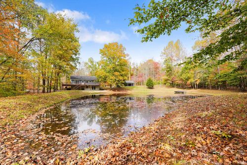 2275 Twinlake Dr, Morgantown, IN, 46160-9094 | Card Image