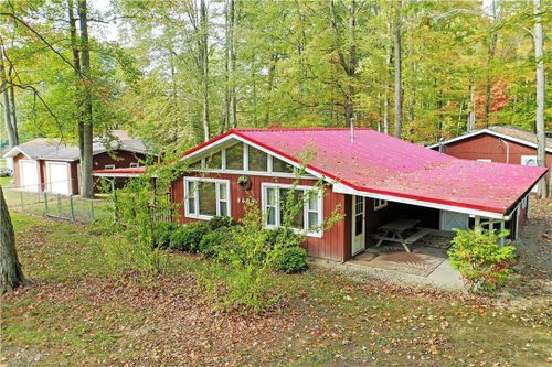 9485 George St, Espyville, PA, 16424-3633 | Card Image