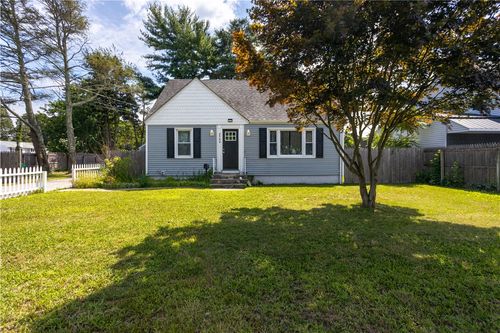 2540 W Shore Rd, Warwick, RI, 02889-8149 | Card Image