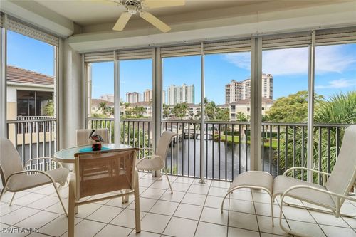 5-301-7654 Pebble Creek Cir, NAPLES, FL, 34108-6537 | Card Image