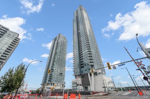 607-680 Quayside Drive, New Westminster, BC, V3M0P2 | Card Image