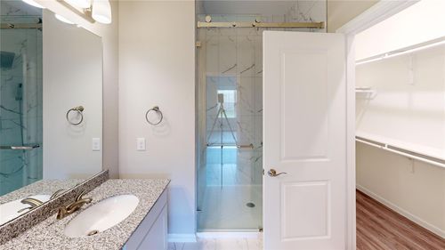 18823 Crescent Cove Dr, Montgomery, TX, 77316 | Card Image