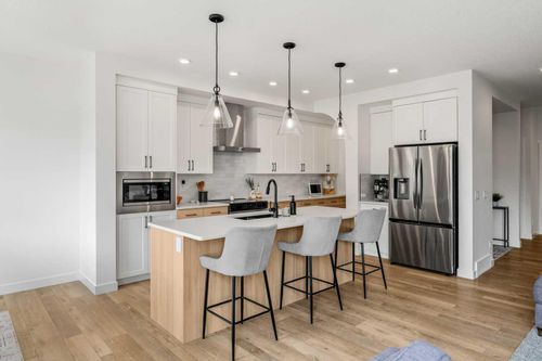 62 Southborough Cres, Cochrane, AB, T4C3J3 | Card Image
