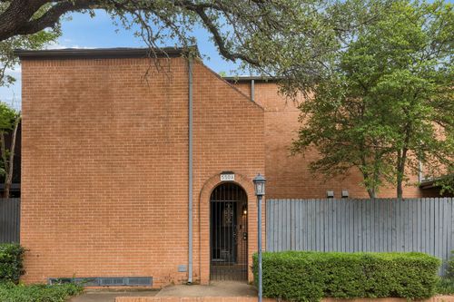 a-550 E Avenue J, Grand Prairie, TX, 75050-2538 | Card Image