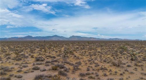 122-12-011 E Granite Dr, Yucca, AZ, 86438 | Card Image