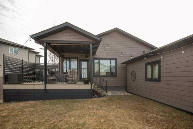 131 Cedar Square, House other with 5 bedrooms, 4 bathrooms and 7 parking in Blackfalds AB | Image 5