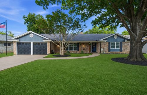 2116 Stonegate Drive N, Bedford, TX, 76021 | Card Image