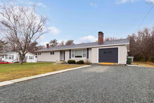 55 Richardson St, Brooklyn, NS, B0J1H0 | Card Image