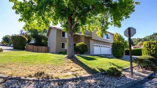 1 Plata Ct, Novato, CA, 94947-3722 | Card Image