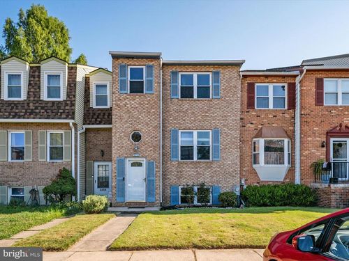 2482 Vineyard Ln, CROFTON, MD, 21114-1120 | Card Image