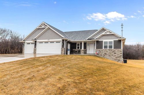 1763 Swiss Alps Court, GREENLEAF, WI, 54126 | Card Image
