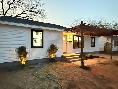 1434 Fannin St, Abilene, TX, 79603-4847 | Card Image