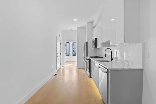 2-291 New York Ave, JC, Heights, NJ, 07307 | Card Image