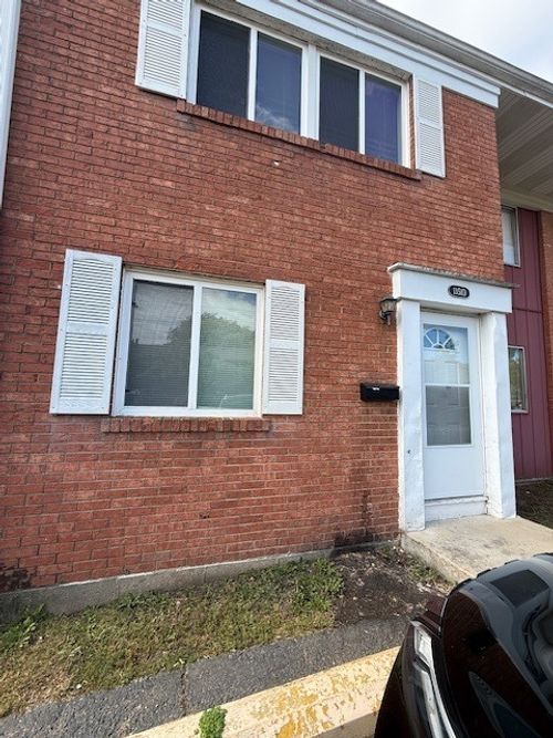 apt-d-1351 Monomoy St, Aurora, IL, 60506-2673 | Card Image