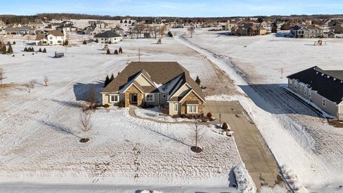W278N8854 Twin Pines Cir, Hartland, WI, 53029-8756 | Card Image