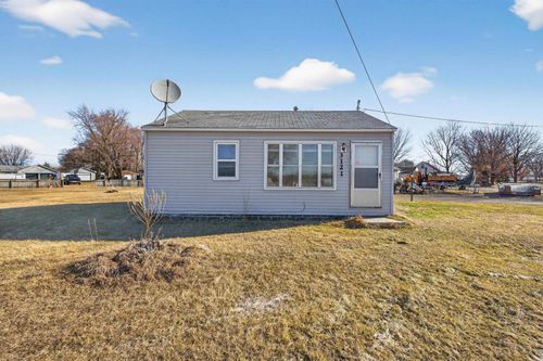 3121 Gilbertville Rd, Waterloo, IA, 50707-2080 | Card Image