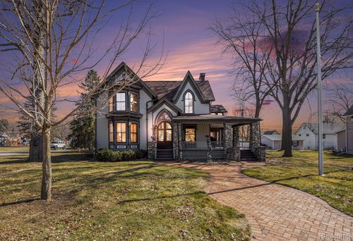 270 N Almont Ave, Imlay City, MI, 48444-1005 | Card Image