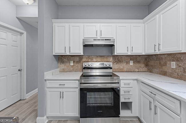 628 Warren Ave, House other with 3 bedrooms, 2 bathrooms and null parking in Scottdale GA | Image 5