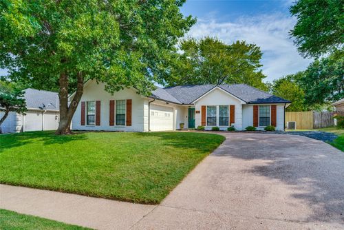 8201 Christie Drive, Frisco, TX, 75033 | Card Image
