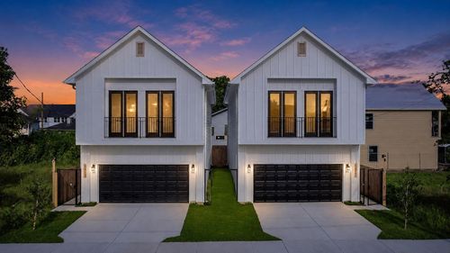 1917 West St, Houston, TX, 77026-7363 | Card Image